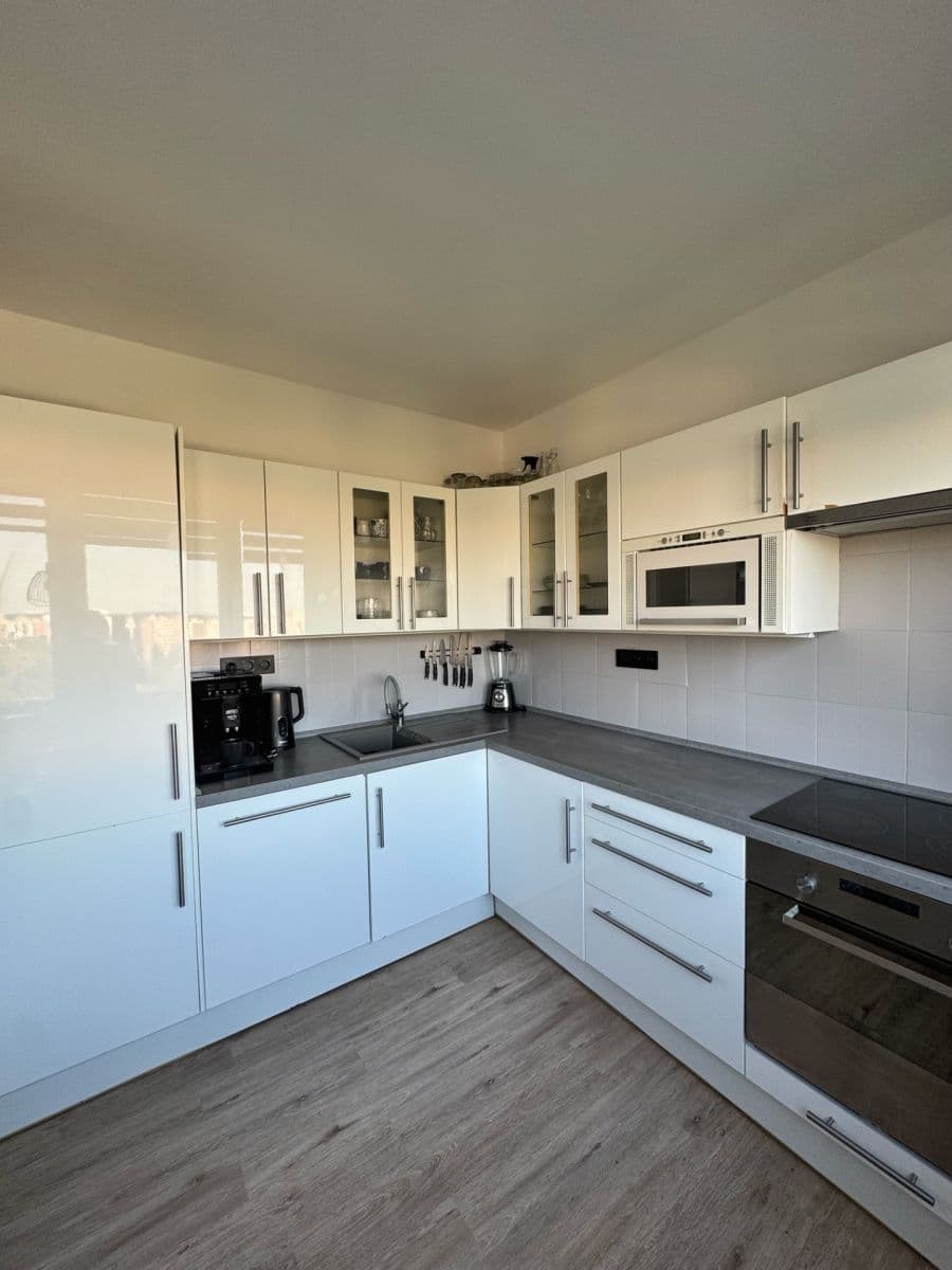 Predaj bytu 3-izbový 75 m², Vavřenova, Praha, Praha Predaj bytu 3-izbový 75 m², Vavřenova, Praha, Praha