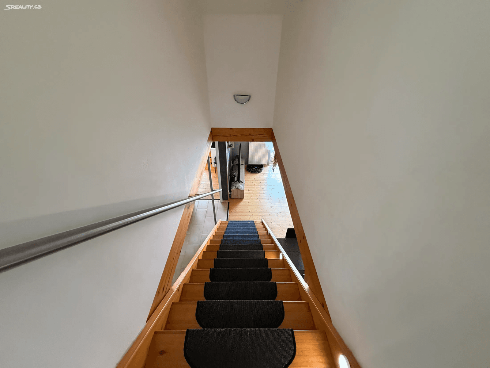 Prenájom bytu 4-izbový 104 m², U Školky, Hořovice, Středočeský kraj Prenájom bytu 4-izbový 104 m², U Školky, Hořovice, Středočeský kraj