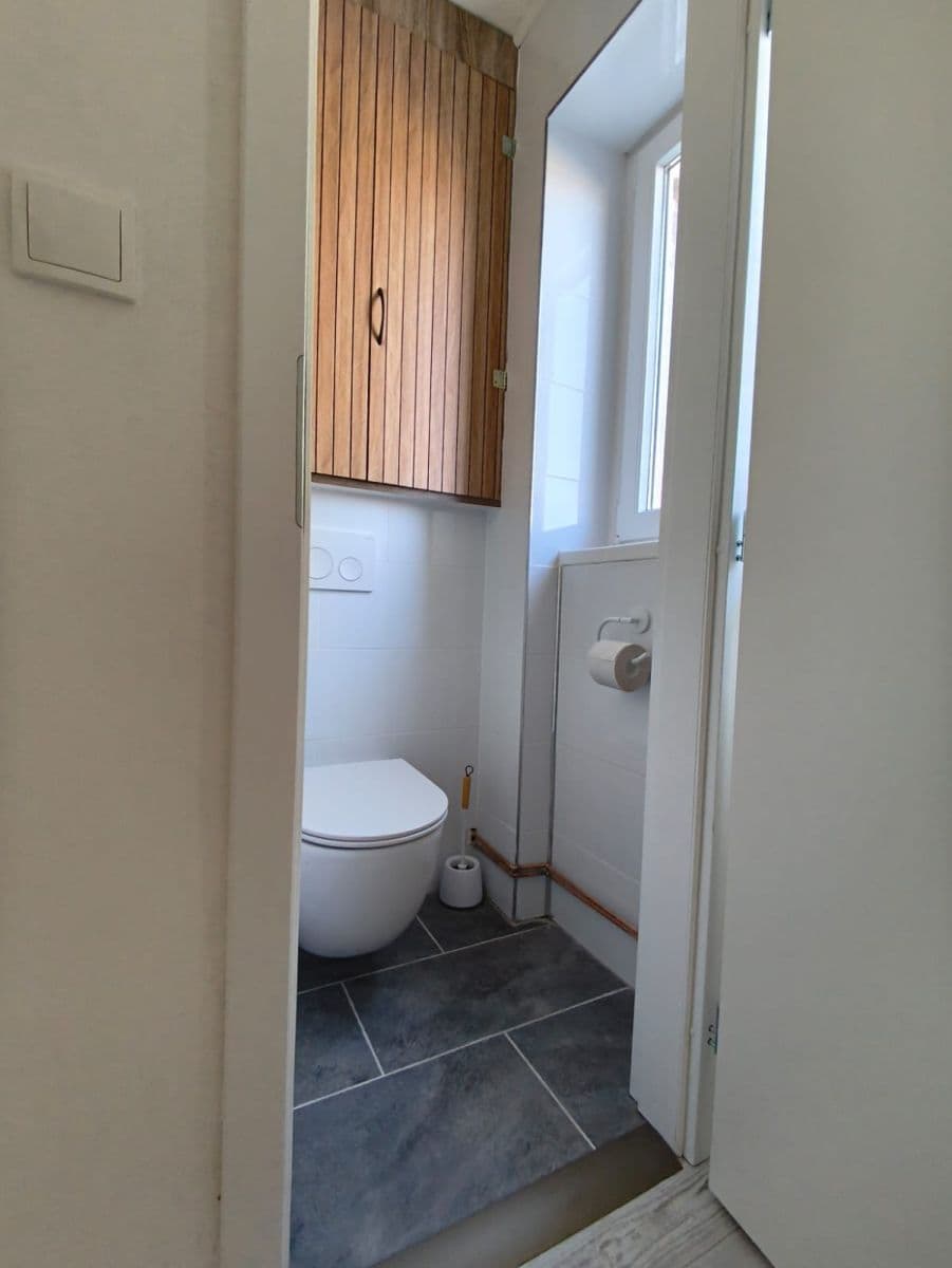 Prenájom bytu 2-izbový 69 m², Karlovarská, Lubenec, Ústecký kraj Prenájom bytu 2-izbový 69 m², Karlovarská, Lubenec, Ústecký kraj