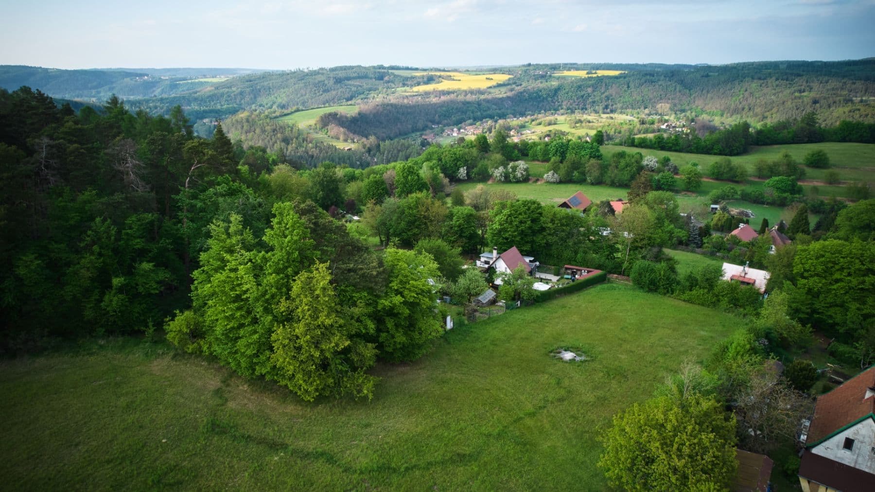 Predaj pozemku 1.885 m², Ledečko, Středočeský kraj Predaj pozemku 1.885 m², Ledečko, Středočeský kraj