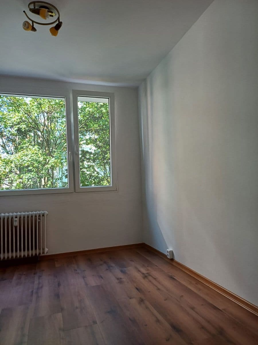 Prenájom bytu 3-izbový 69 m², Nezvalova, Litoměřice, Ústecký kraj Prenájom bytu 3-izbový 69 m², Nezvalova, Litoměřice, Ústecký kraj