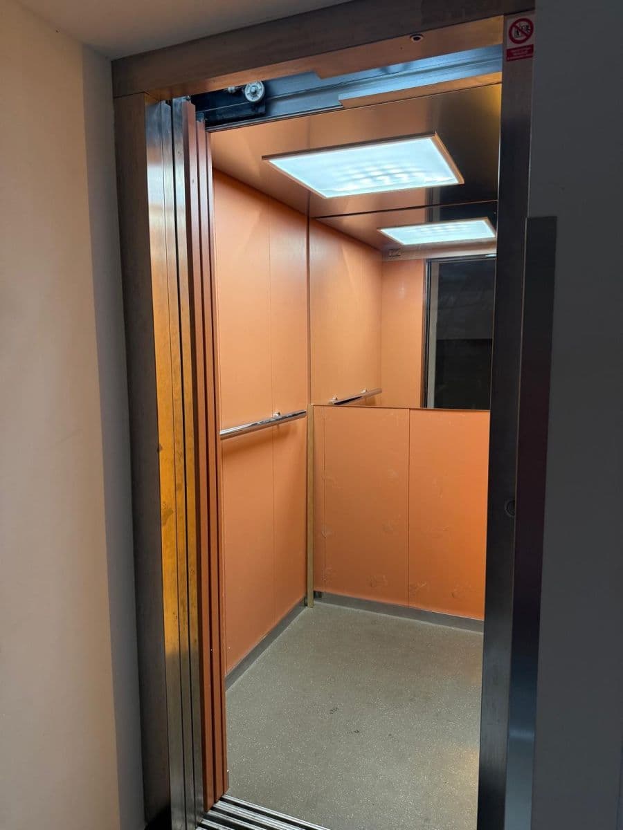 Prenájom bytu 2-izbový 38 m², Tachovské náměstí, Praha, Praha Prenájom bytu 2-izbový 38 m², Tachovské náměstí, Praha, Praha