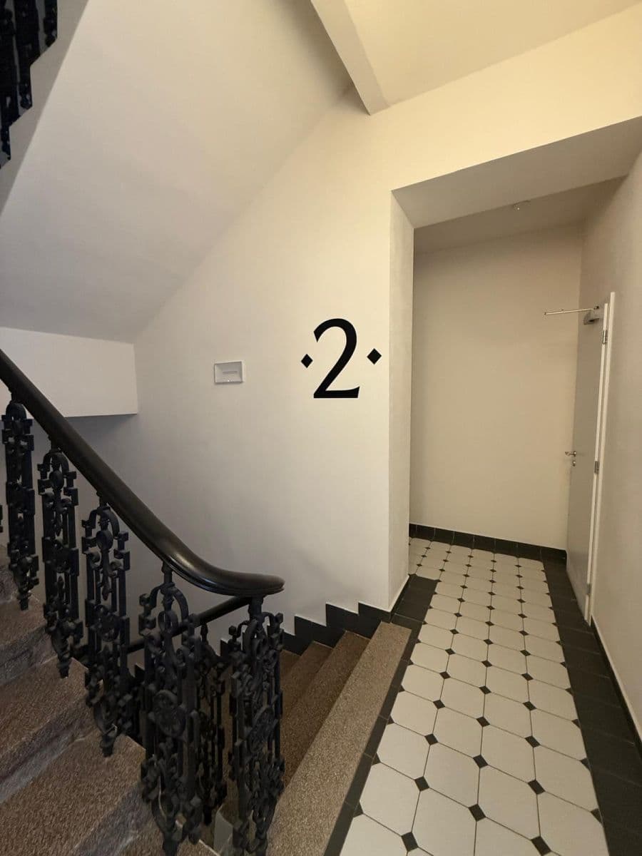 Prenájom bytu 2-izbový 38 m², Tachovské náměstí, Praha, Praha Prenájom bytu 2-izbový 38 m², Tachovské náměstí, Praha, Praha
