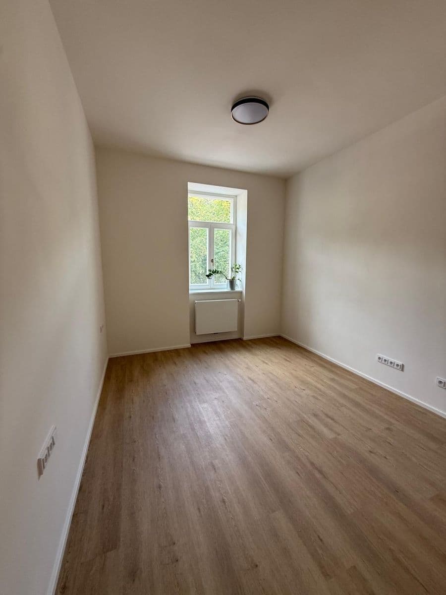 Prenájom bytu 2-izbový 38 m², Tachovské náměstí, Praha, Praha Prenájom bytu 2-izbový 38 m², Tachovské náměstí, Praha, Praha