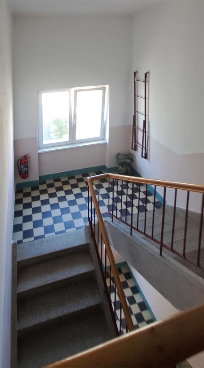 Prenájom bytu 3-izbový 61 m², Družstevní, Vlašim, Středočeský kraj Prenájom bytu 3-izbový 61 m², Družstevní, Vlašim, Středočeský kraj