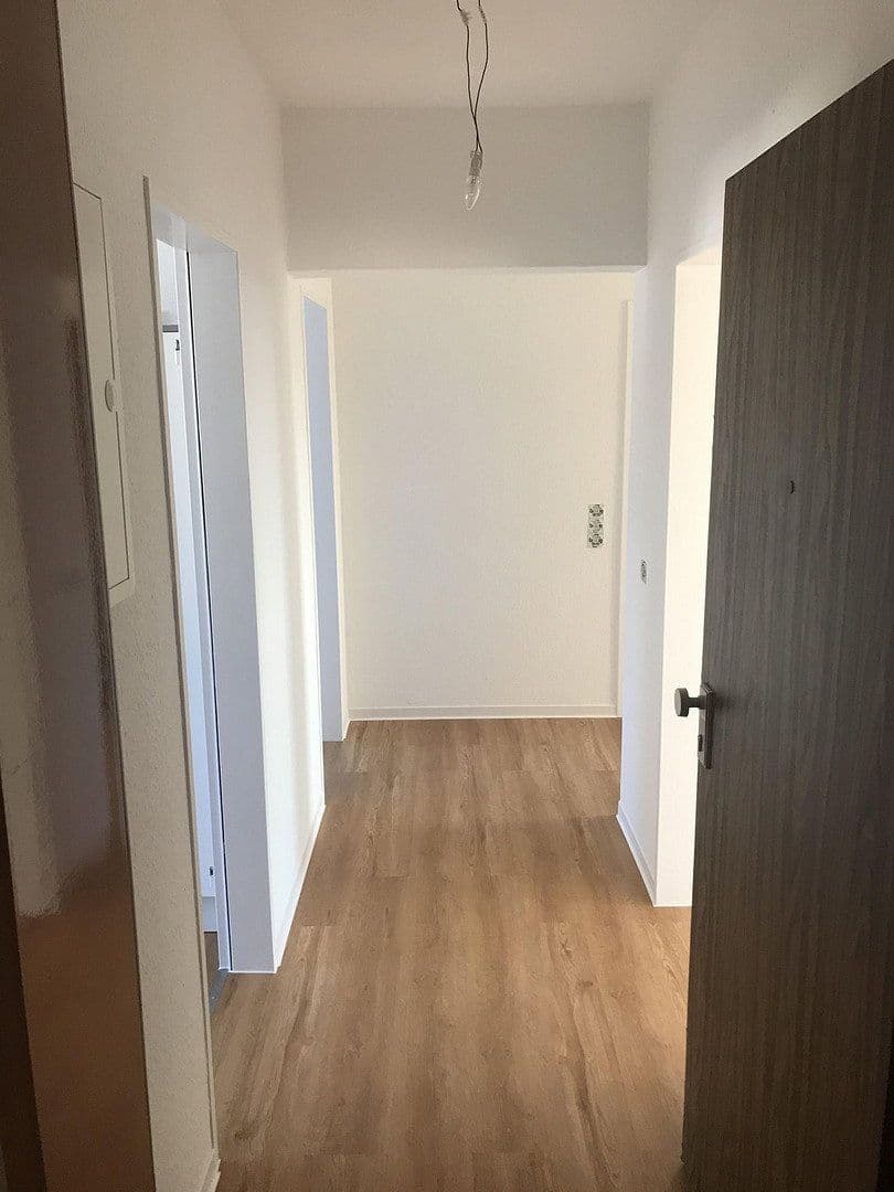 Prenájom bytu 3-izbový 71 m², Gutenbergstr. 5, Bremerhaven, Brémy Prenájom bytu 3-izbový 71 m², Gutenbergstr. 5, Bremerhaven, Brémy