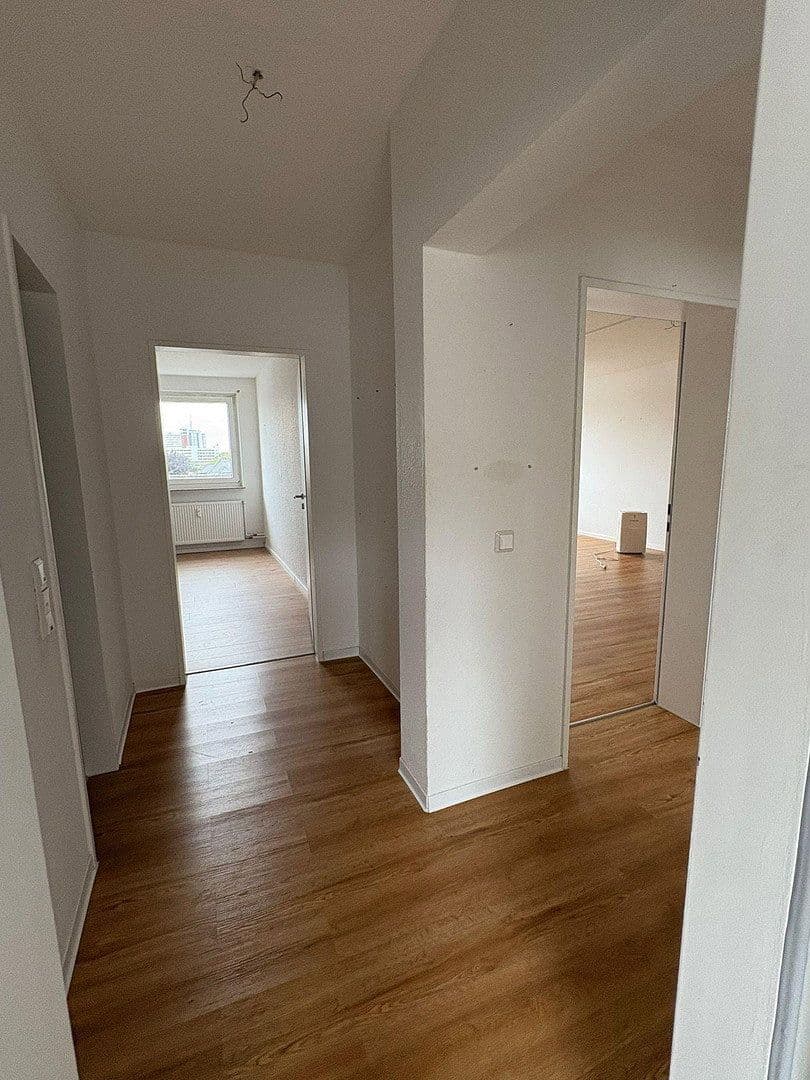 Prenájom bytu 3-izbový 71 m², Gutenbergstr. 5, Bremerhaven, Brémy Prenájom bytu 3-izbový 71 m², Gutenbergstr. 5, Bremerhaven, Brémy
