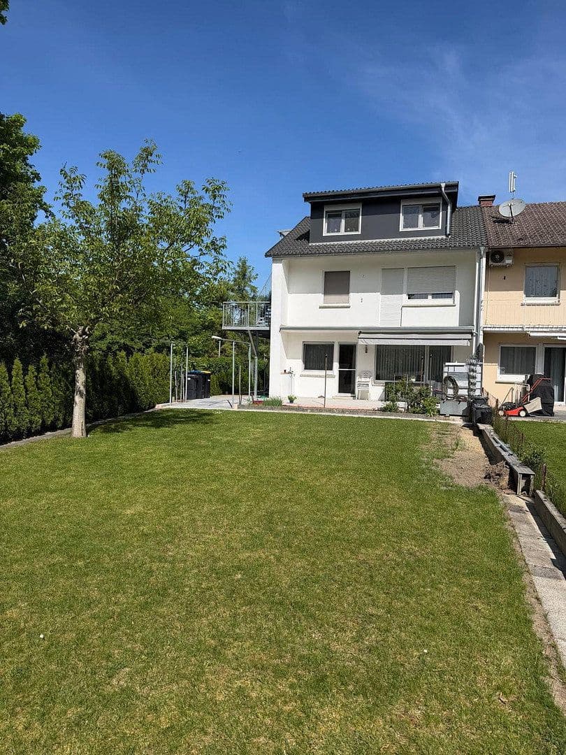 Predaj domu 175 m², pozemok 440 m², Ravensburg, Bádensko-Wurttembersko Predaj domu 175 m², pozemok 440 m², Ravensburg, Bádensko-Wurttembersko