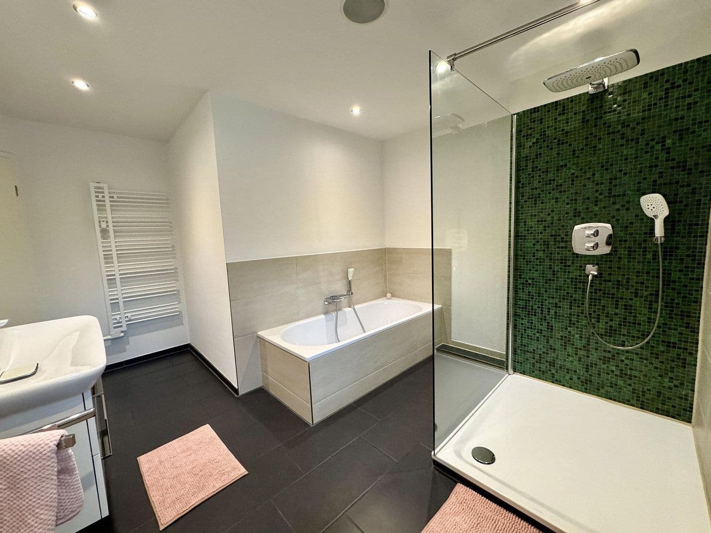 Predaj bytu 3-izbový 95 m², Theodor-Storm-Straße, Norderstedt, Šlezvicko-Holštajnsko Predaj bytu 3-izbový 95 m², Theodor-Storm-Straße, Norderstedt, Šlezvicko-Holštajnsko
