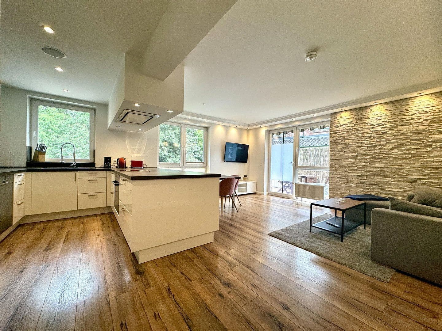 Predaj bytu 3-izbový 95 m², Theodor-Storm-Straße, Norderstedt, Šlezvicko-Holštajnsko Predaj bytu 3-izbový 95 m², Theodor-Storm-Straße, Norderstedt, Šlezvicko-Holštajnsko