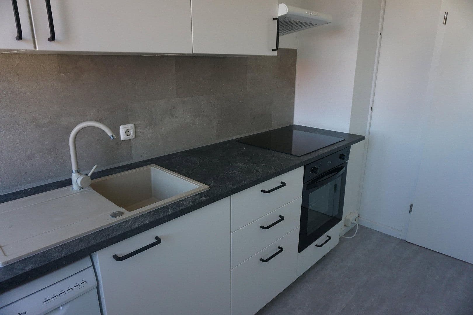 Predaj bytu 4-izbový 75 m², Neue Burgkemnitzer Str. 53, Muldestausee, Sasko-Anhaltsko Predaj bytu 4-izbový 75 m², Neue Burgkemnitzer Str. 53, Muldestausee, Sasko-Anhaltsko