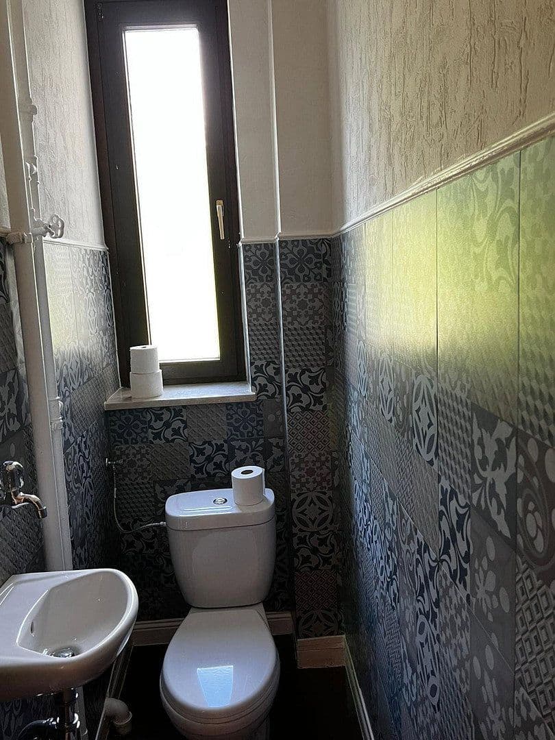 Prenájom bytu 3-izbový 68 m², Baden-Baden, Bádensko-Wurttembersko Prenájom bytu 3-izbový 68 m², Baden-Baden, Bádensko-Wurttembersko