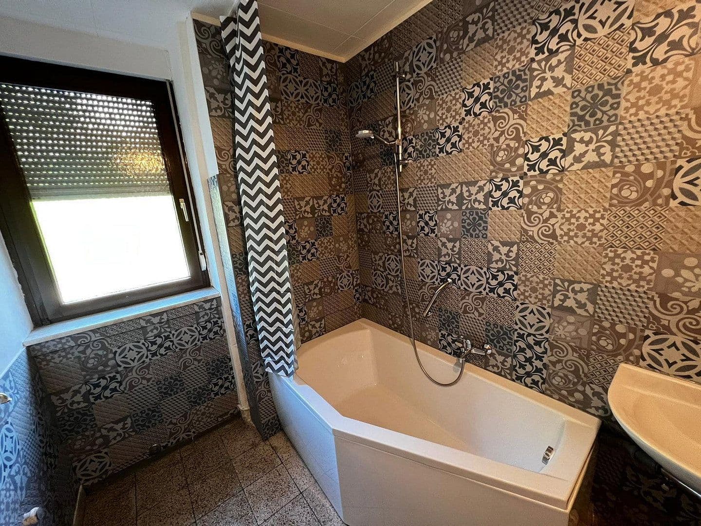 Prenájom bytu 3-izbový 68 m², Baden-Baden, Bádensko-Wurttembersko Prenájom bytu 3-izbový 68 m², Baden-Baden, Bádensko-Wurttembersko