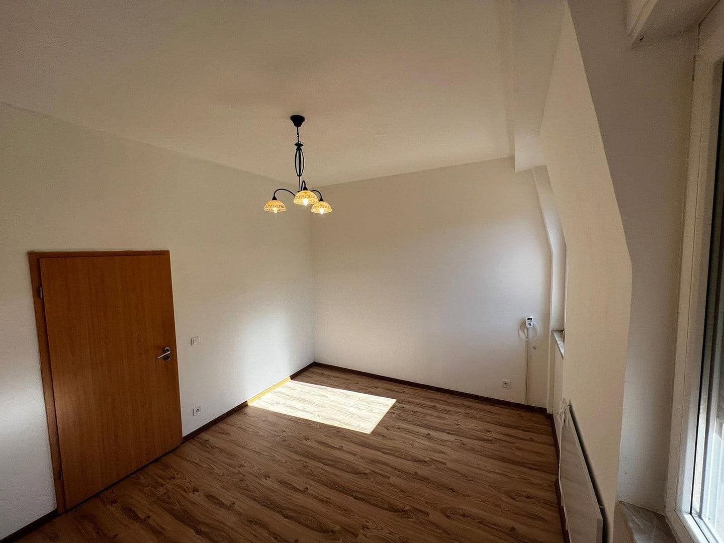 Prenájom bytu 3-izbový 68 m², Baden-Baden, Bádensko-Wurttembersko Prenájom bytu 3-izbový 68 m², Baden-Baden, Bádensko-Wurttembersko