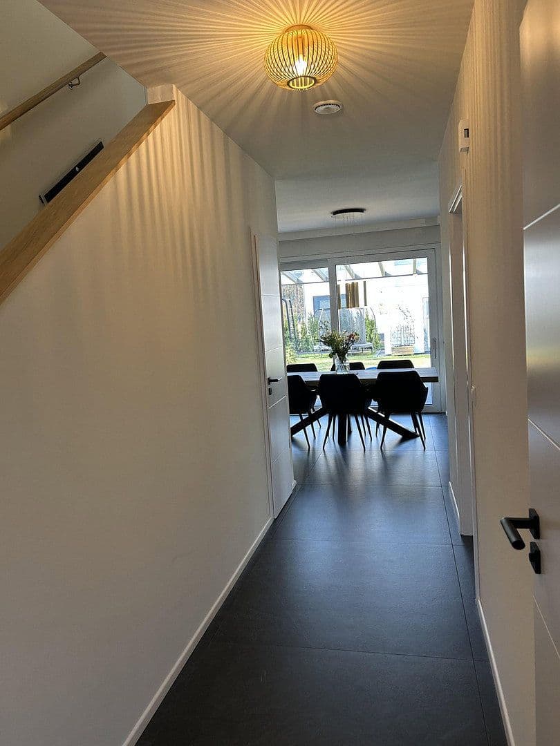 Predaj domu 218 m², pozemok 638 m², Borkwalde, Brandenbursko Predaj domu 218 m², pozemok 638 m², Borkwalde, Brandenbursko