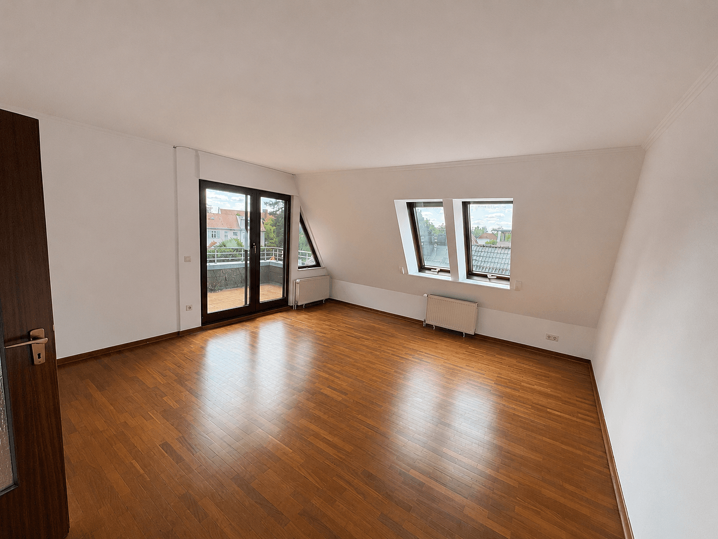 Prenájom bytu 4-izbový 163 m², Kappenstr. 9, Berlin, Berlín Prenájom bytu 4-izbový 163 m², Kappenstr. 9, Berlin, Berlín