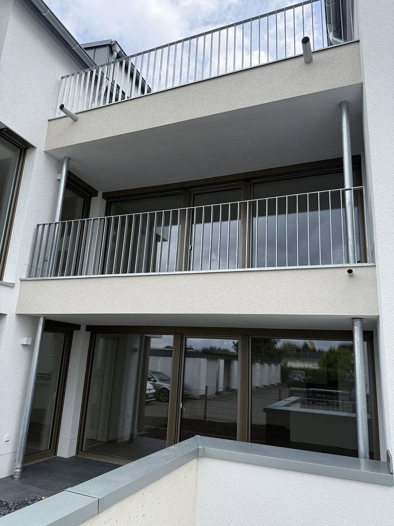 Prenájom bytu 3-izbový 94 m², Eichholzstrasse 11, Dortmund, Severné Porýnie - Westfálsko Prenájom bytu 3-izbový 94 m², Eichholzstrasse 11, Dortmund, Severné Porýnie - Westfálsko