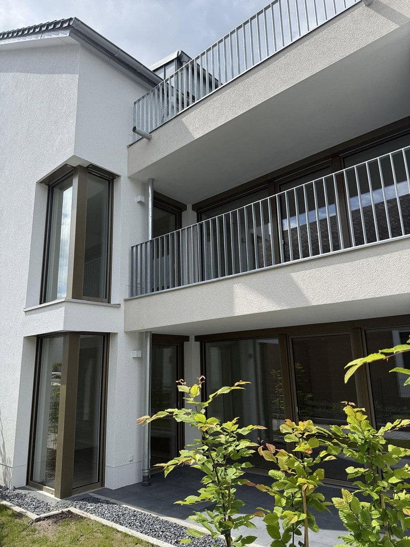 Prenájom bytu 3-izbový 94 m², Eichholzstrasse 11, Dortmund, Severné Porýnie - Westfálsko Prenájom bytu 3-izbový 94 m², Eichholzstrasse 11, Dortmund, Severné Porýnie - Westfálsko