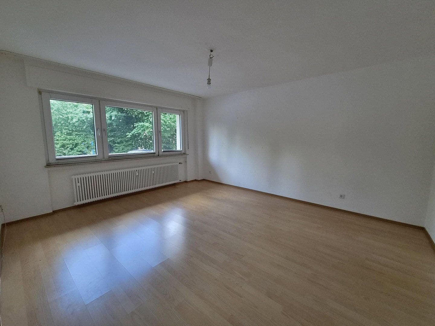 Predaj bytu 2-izbový 49 m², Frankfurt am Main, Hesensko Predaj bytu 2-izbový 49 m², Frankfurt am Main, Hesensko