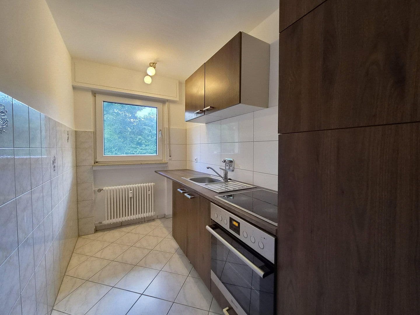 Predaj bytu 2-izbový 49 m², Frankfurt am Main, Hesensko Predaj bytu 2-izbový 49 m², Frankfurt am Main, Hesensko
