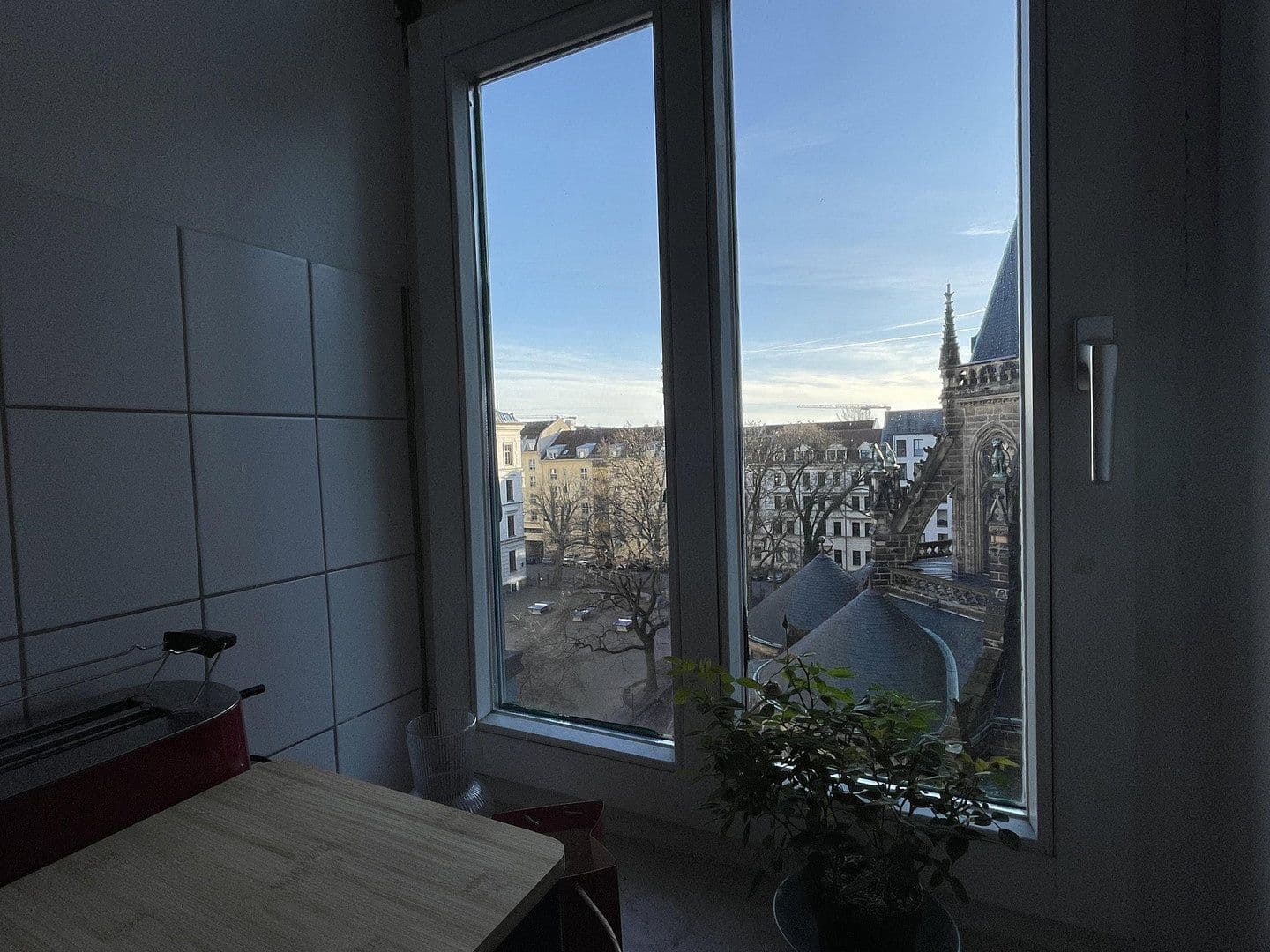 Prenájom bytu 2-izbový 71 m², Riemannstrasse 28, Leipzig, Sasko Prenájom bytu 2-izbový 71 m², Riemannstrasse 28, Leipzig, Sasko