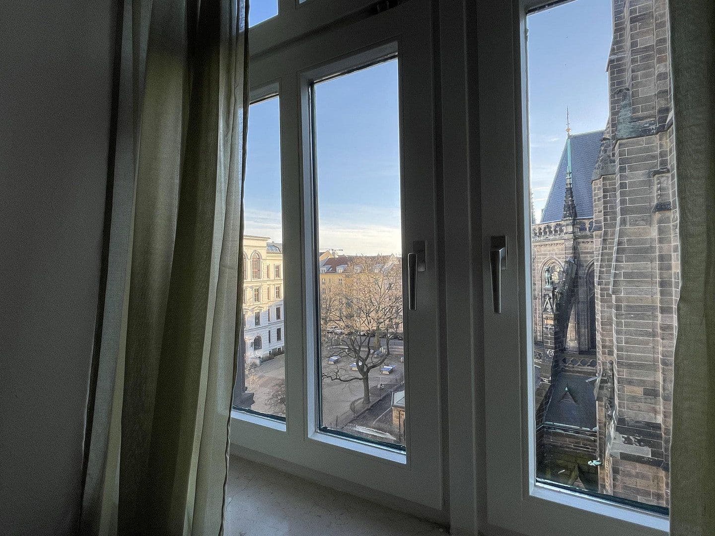 Prenájom bytu 2-izbový 71 m², Riemannstrasse 28, Leipzig, Sasko Prenájom bytu 2-izbový 71 m², Riemannstrasse 28, Leipzig, Sasko