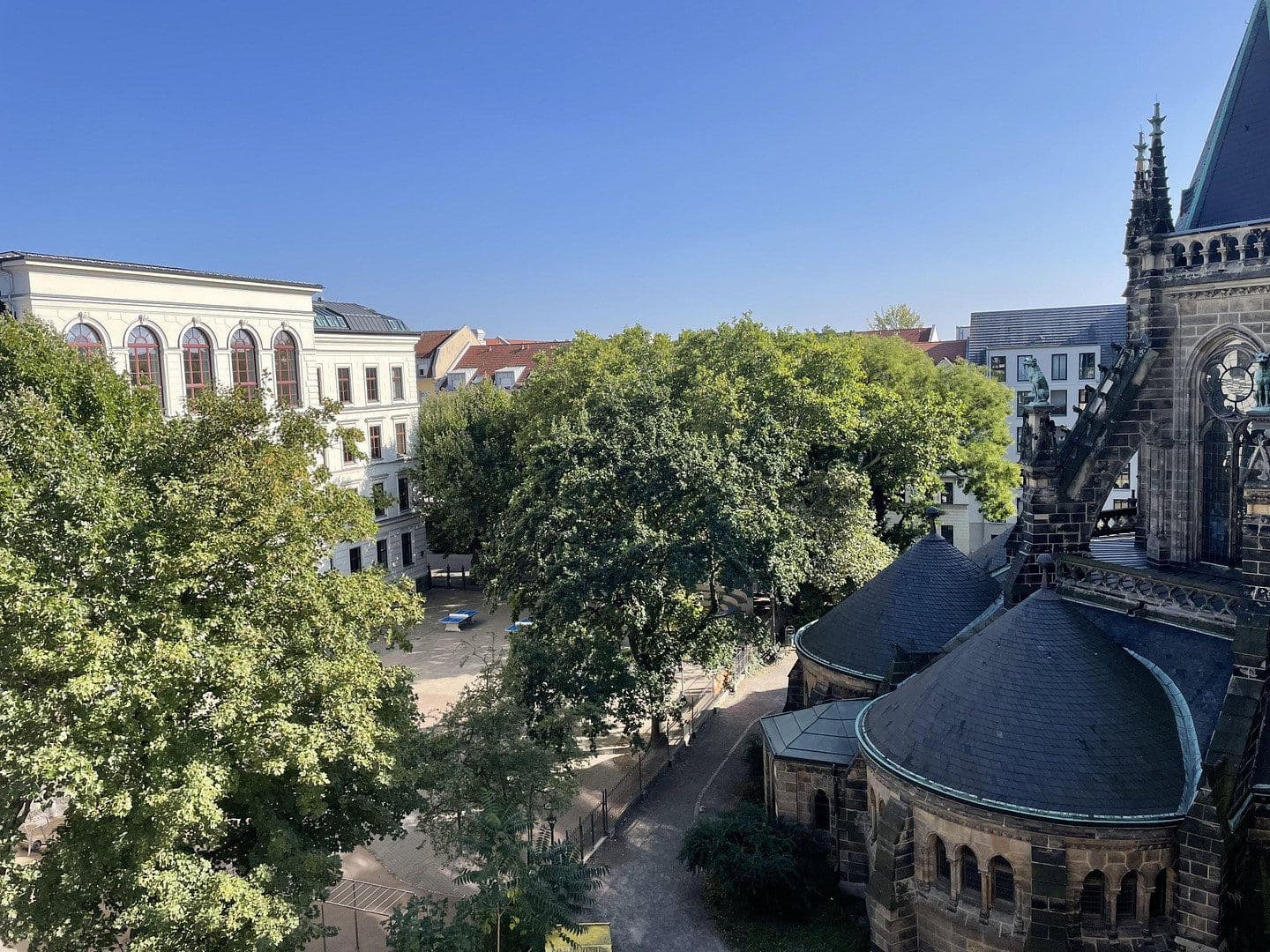 Prenájom bytu 2-izbový 71 m², Riemannstrasse 28, Leipzig, Sasko Prenájom bytu 2-izbový 71 m², Riemannstrasse 28, Leipzig, Sasko