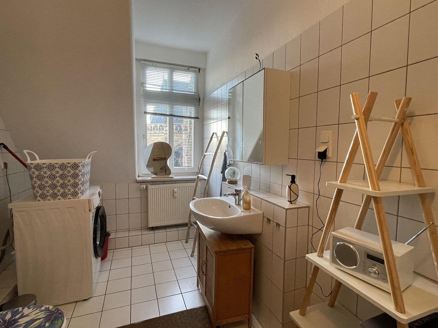 Prenájom bytu 2-izbový 71 m², Riemannstrasse 28, Leipzig, Sasko Prenájom bytu 2-izbový 71 m², Riemannstrasse 28, Leipzig, Sasko