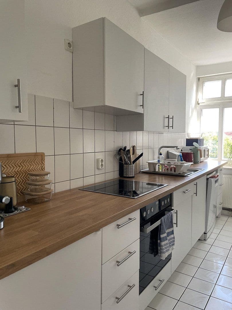 Prenájom bytu 2-izbový 71 m², Riemannstrasse 28, Leipzig, Sasko Prenájom bytu 2-izbový 71 m², Riemannstrasse 28, Leipzig, Sasko