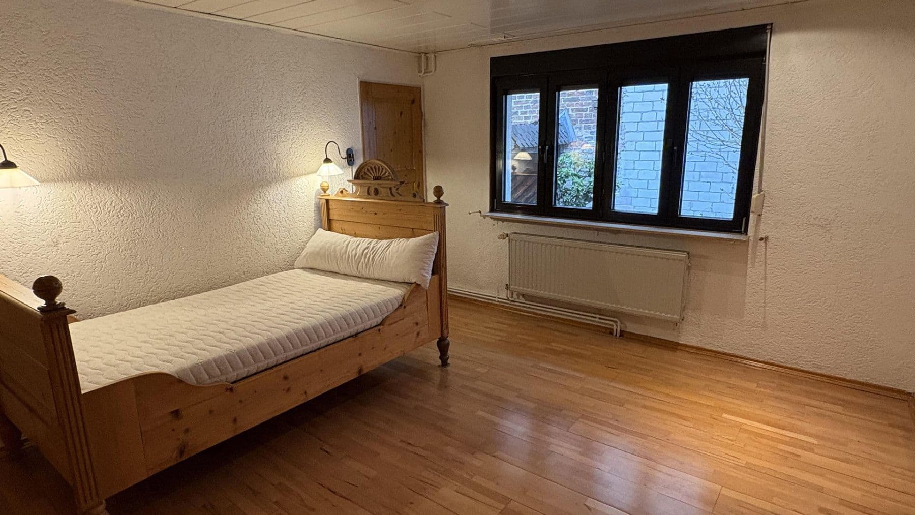 Predaj domu 120 m², pozemok 160 m², Hattersheim am Main, Hesensko Predaj domu 120 m², pozemok 160 m², Hattersheim am Main, Hesensko