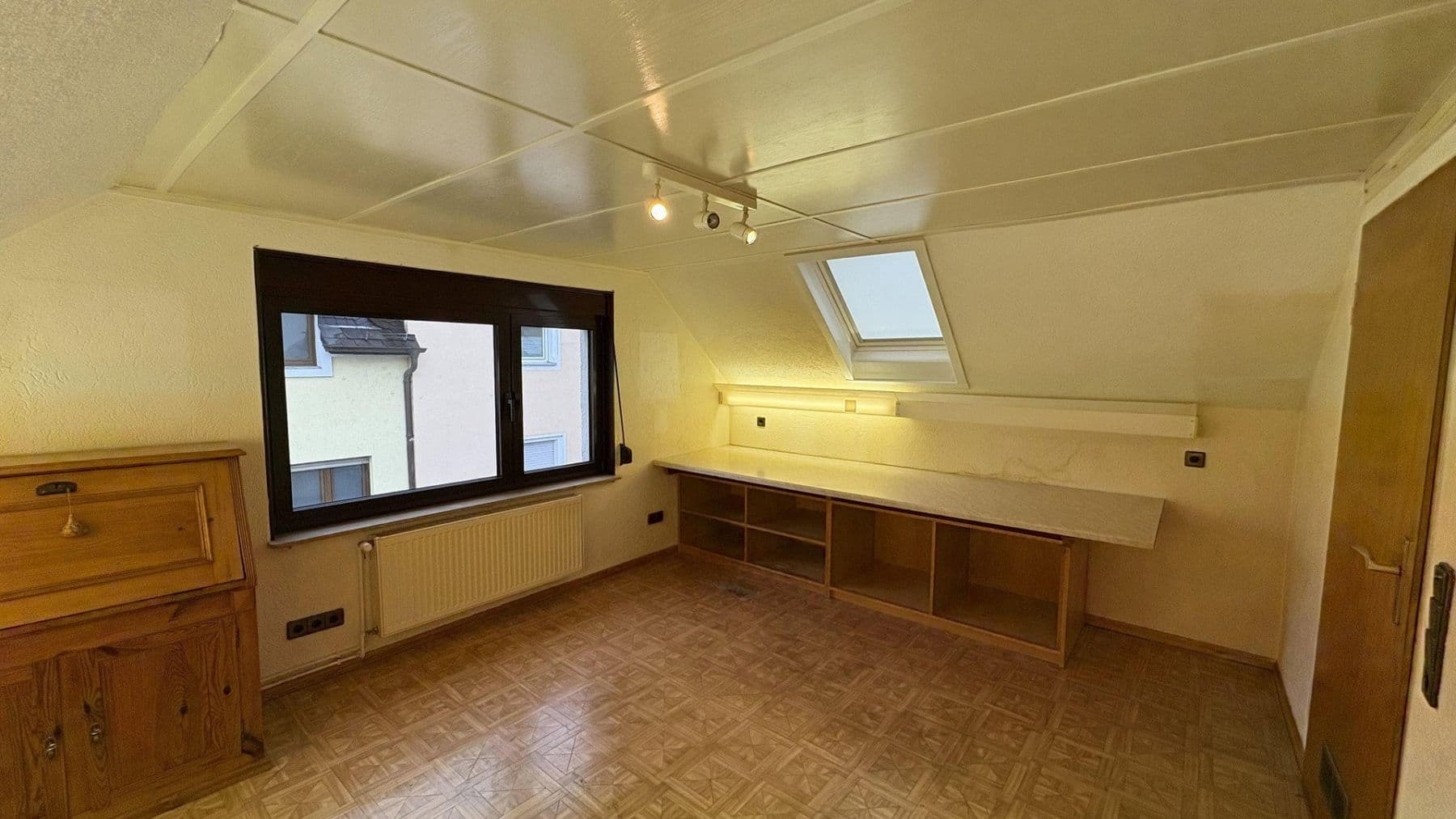 Predaj domu 120 m², pozemok 160 m², Hattersheim am Main, Hesensko Predaj domu 120 m², pozemok 160 m², Hattersheim am Main, Hesensko