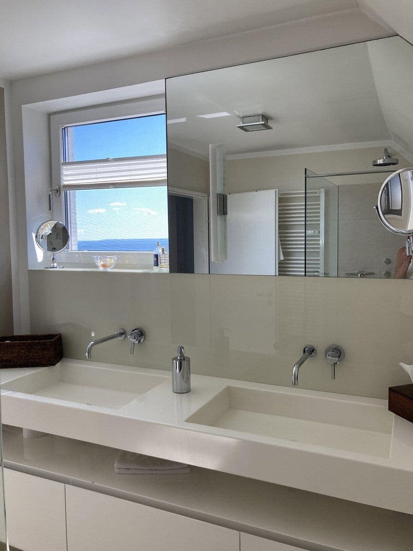 Predaj bytu 5-izbový 135 m², Scharbeutz, Šlezvicko-Holštajnsko Predaj bytu 5-izbový 135 m², Scharbeutz, Šlezvicko-Holštajnsko