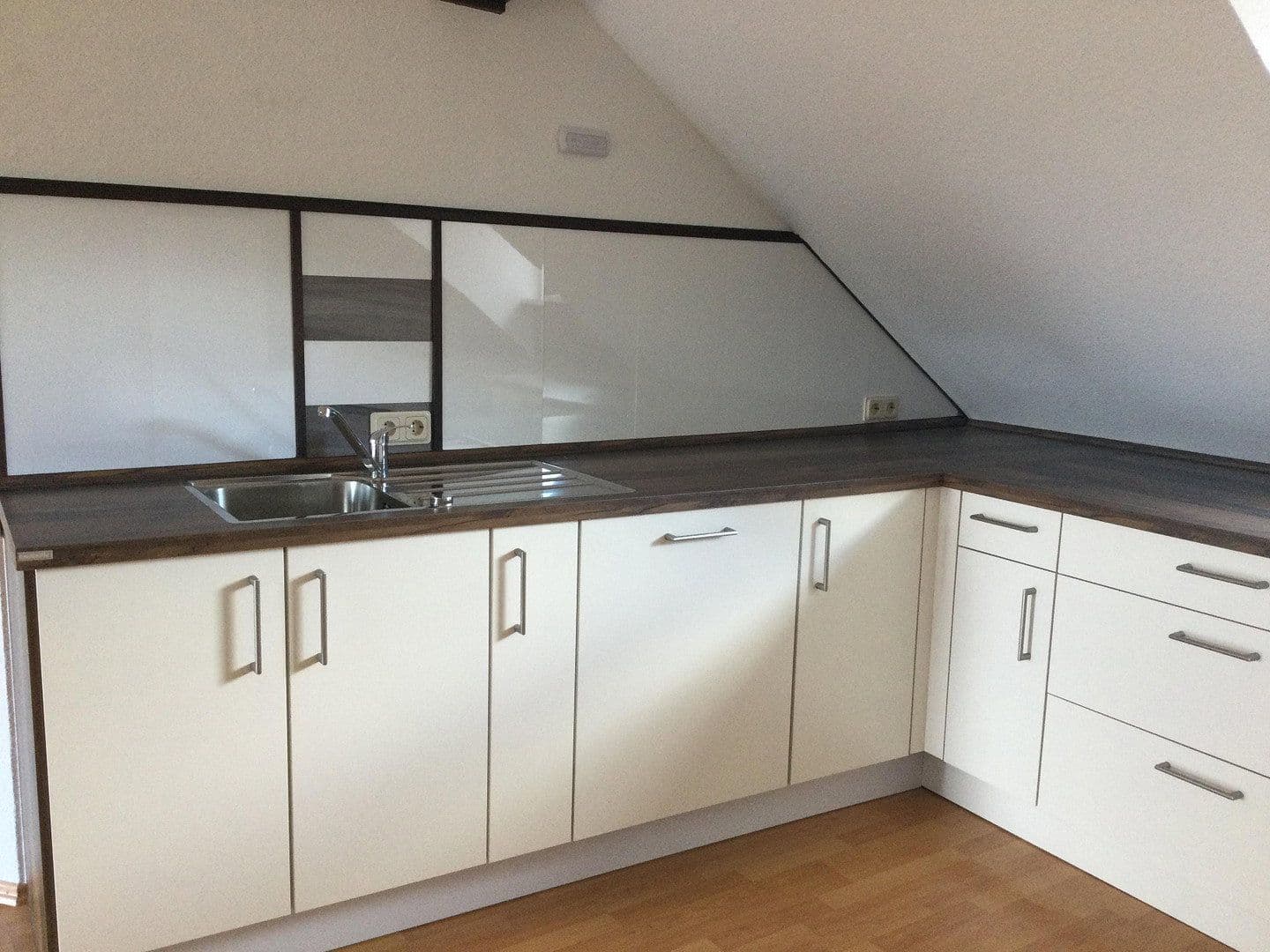 Predaj domu 179 m², pozemok 149 m², Bad Kreuznach, Porýnie-Falcko Predaj domu 179 m², pozemok 149 m², Bad Kreuznach, Porýnie-Falcko