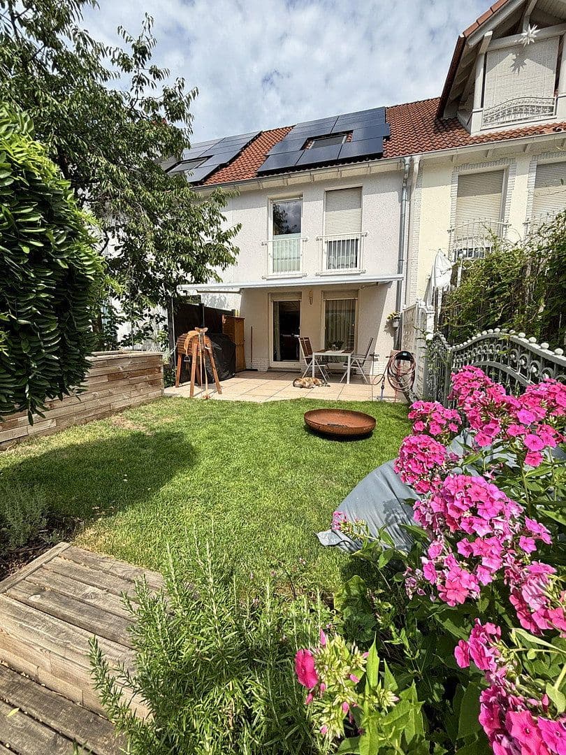 Predaj domu 120 m², pozemok 154 m², Bensheim, Hesensko Predaj domu 120 m², pozemok 154 m², Bensheim, Hesensko