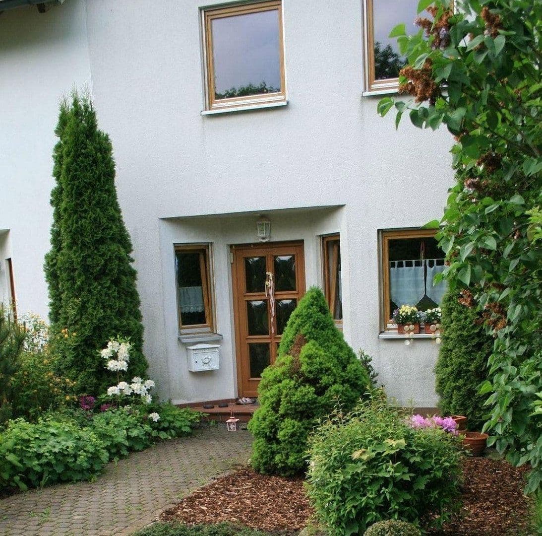Predaj domu 135 m², pozemok 250 m², Weidenberg, Bavorsko Predaj domu 135 m², pozemok 250 m², Weidenberg, Bavorsko