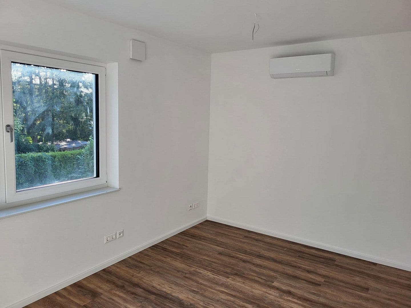 Predaj domu 165 m², pozemok 438 m², Kochstraße 40a, Falkensee, Brandenbursko Predaj domu 165 m², pozemok 438 m², Kochstraße 40a, Falkensee, Brandenbursko