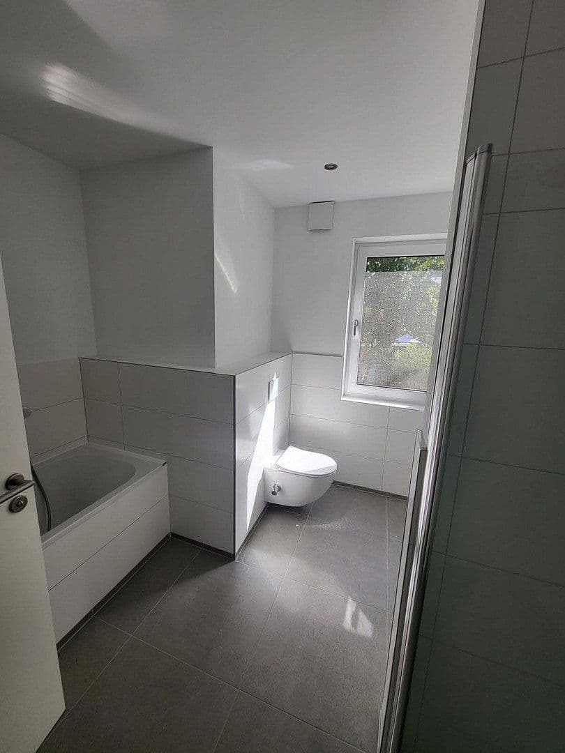 Predaj domu 165 m², pozemok 438 m², Kochstraße 40a, Falkensee, Brandenbursko Predaj domu 165 m², pozemok 438 m², Kochstraße 40a, Falkensee, Brandenbursko