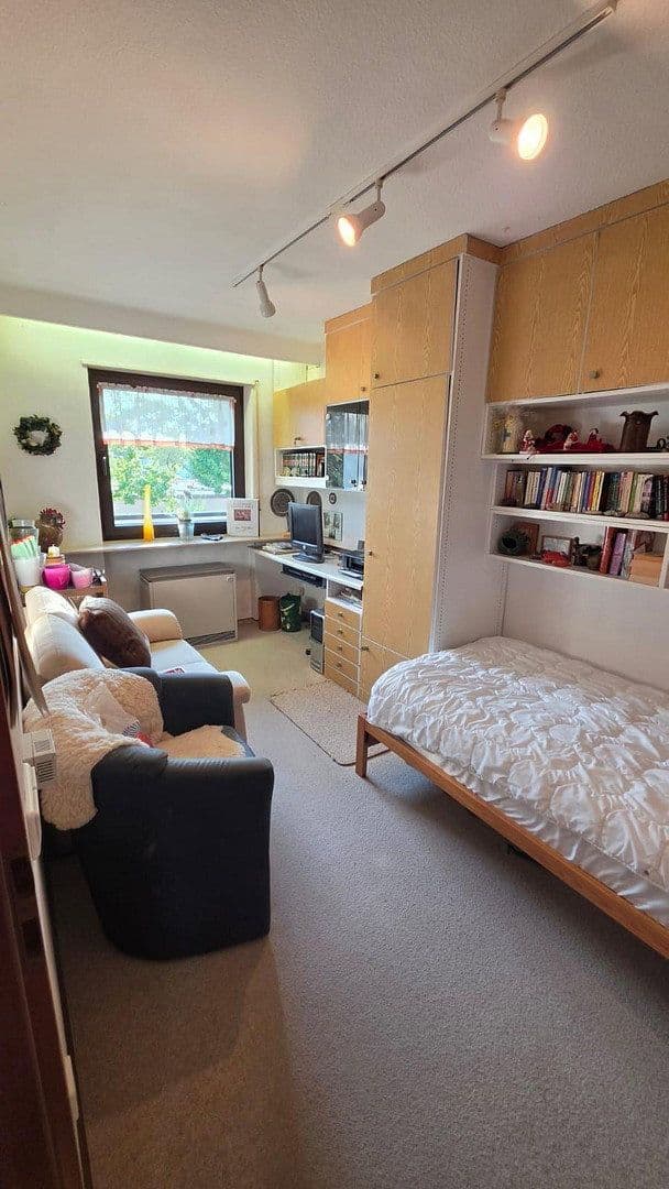 Predaj domu 124 m², pozemok 195 m², Mannheim, Bádensko-Wurttembersko Predaj domu 124 m², pozemok 195 m², Mannheim, Bádensko-Wurttembersko