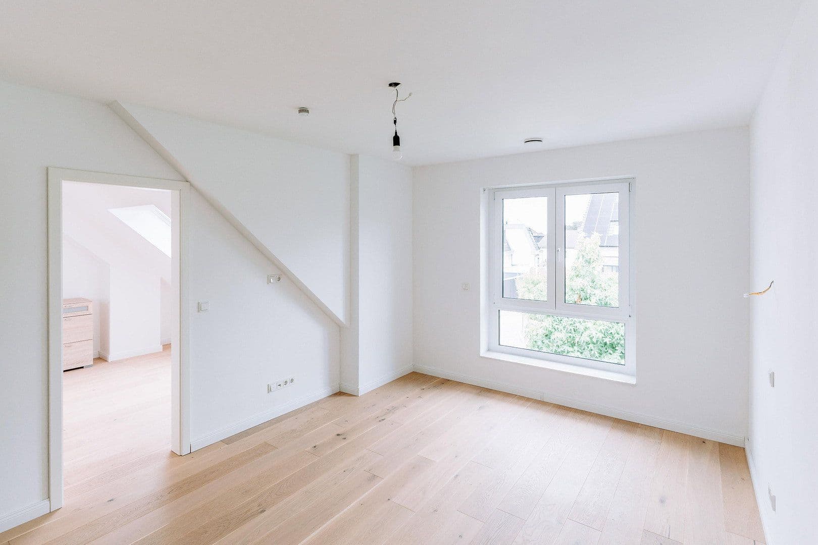 Predaj domu 146 m², pozemok 400 m², Siegburg, Severné Porýnie - Westfálsko Predaj domu 146 m², pozemok 400 m², Siegburg, Severné Porýnie - Westfálsko