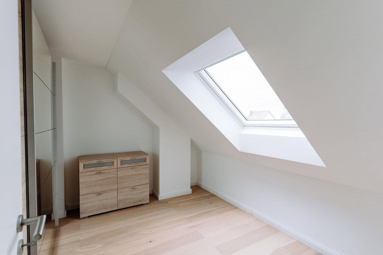 Predaj domu 146 m², pozemok 400 m², Siegburg, Severné Porýnie - Westfálsko Predaj domu 146 m², pozemok 400 m², Siegburg, Severné Porýnie - Westfálsko
