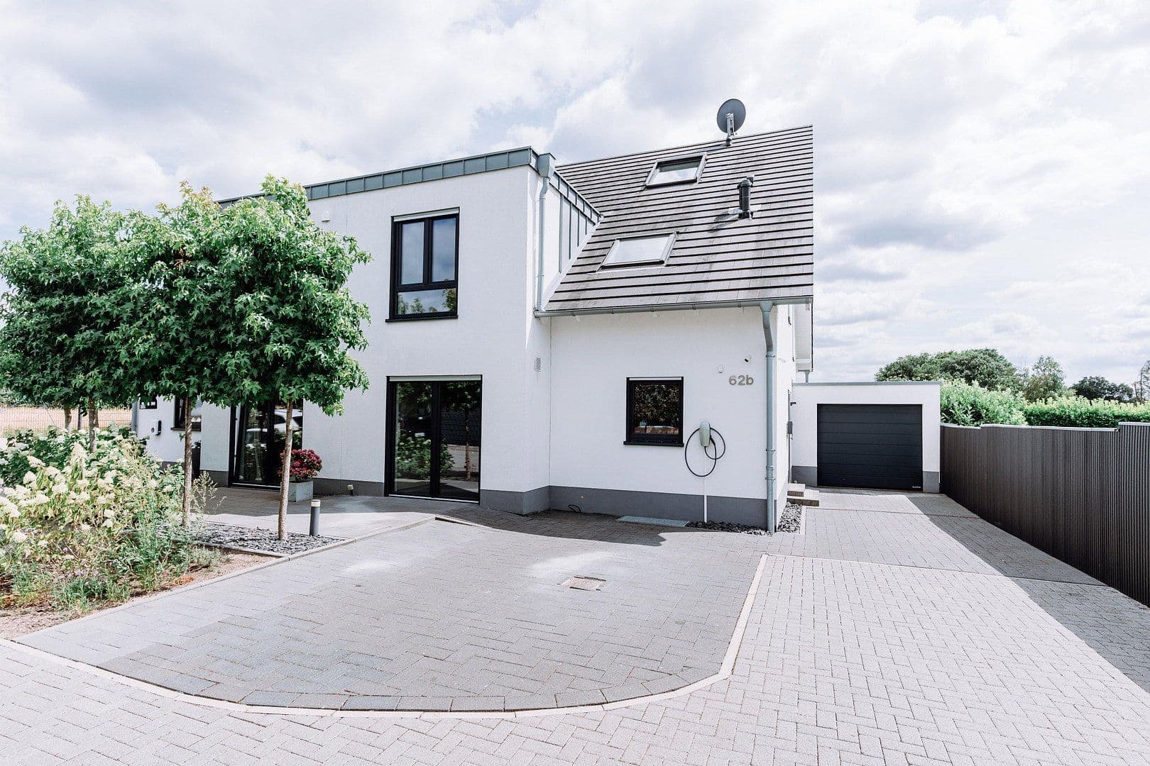 Predaj domu 146 m², pozemok 400 m², Siegburg, Severné Porýnie - Westfálsko Predaj domu 146 m², pozemok 400 m², Siegburg, Severné Porýnie - Westfálsko
