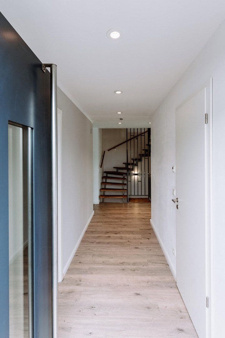 Predaj domu 146 m², pozemok 400 m², Siegburg, Severné Porýnie - Westfálsko Predaj domu 146 m², pozemok 400 m², Siegburg, Severné Porýnie - Westfálsko