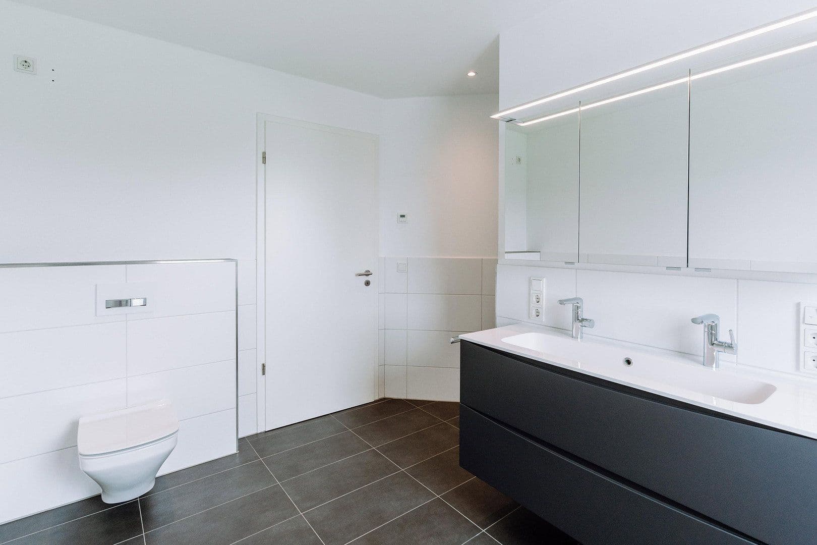 Predaj domu 146 m², pozemok 400 m², Siegburg, Severné Porýnie - Westfálsko Predaj domu 146 m², pozemok 400 m², Siegburg, Severné Porýnie - Westfálsko