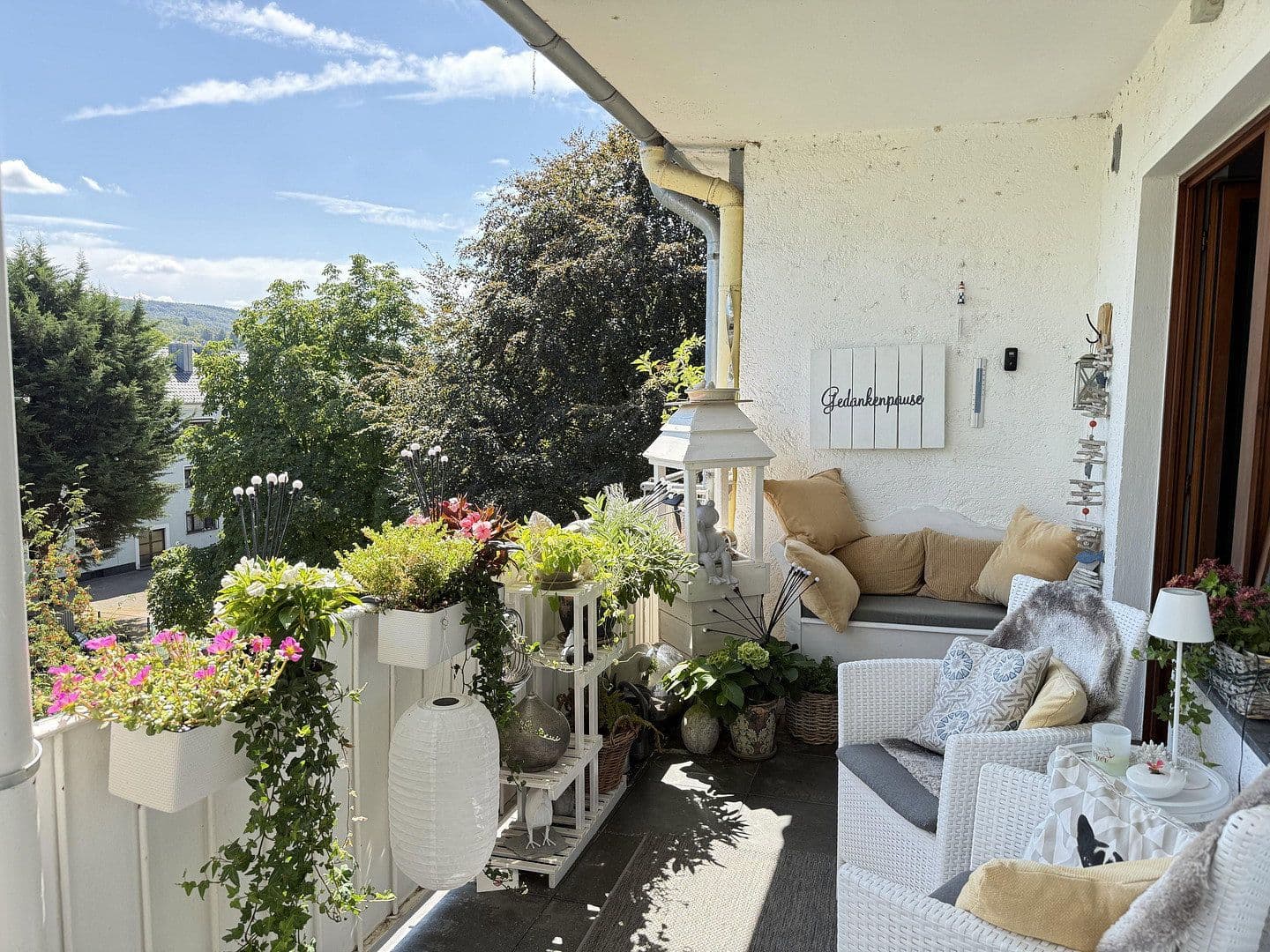 Prenájom bytu 3-izbový 94 m², Kurfürstenstraße 45, Koblenz, Porýnie-Falcko Prenájom bytu 3-izbový 94 m², Kurfürstenstraße 45, Koblenz, Porýnie-Falcko