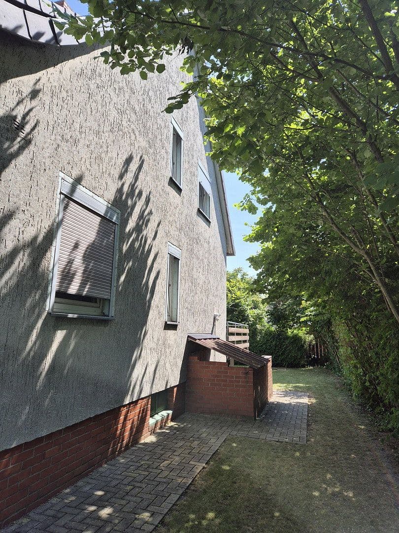 Predaj domu 140 m², pozemok 747 m², Peine, Dolné Sasko Predaj domu 140 m², pozemok 747 m², Peine, Dolné Sasko