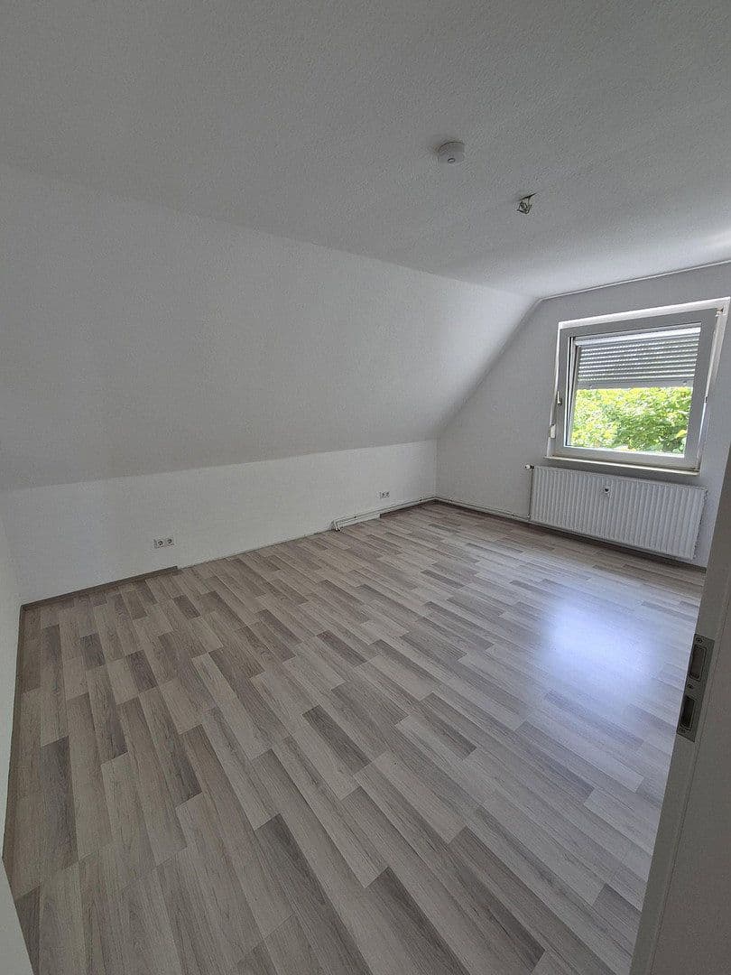 Predaj domu 140 m², pozemok 747 m², Peine, Dolné Sasko Predaj domu 140 m², pozemok 747 m², Peine, Dolné Sasko