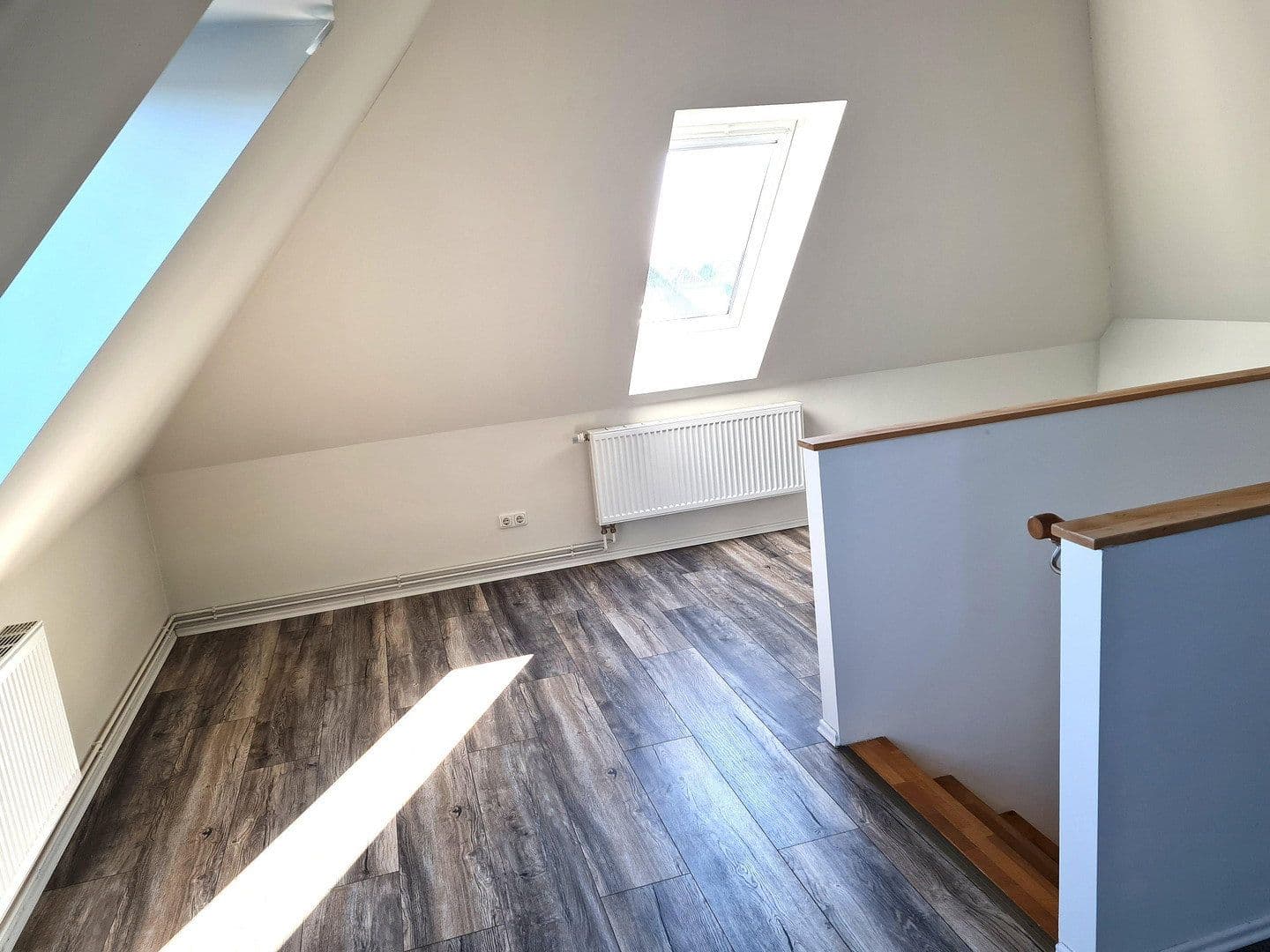 Prenájom bytu 3-izbový 110 m², Lohe-Rickelshof, Šlezvicko-Holštajnsko Prenájom bytu 3-izbový 110 m², Lohe-Rickelshof, Šlezvicko-Holštajnsko