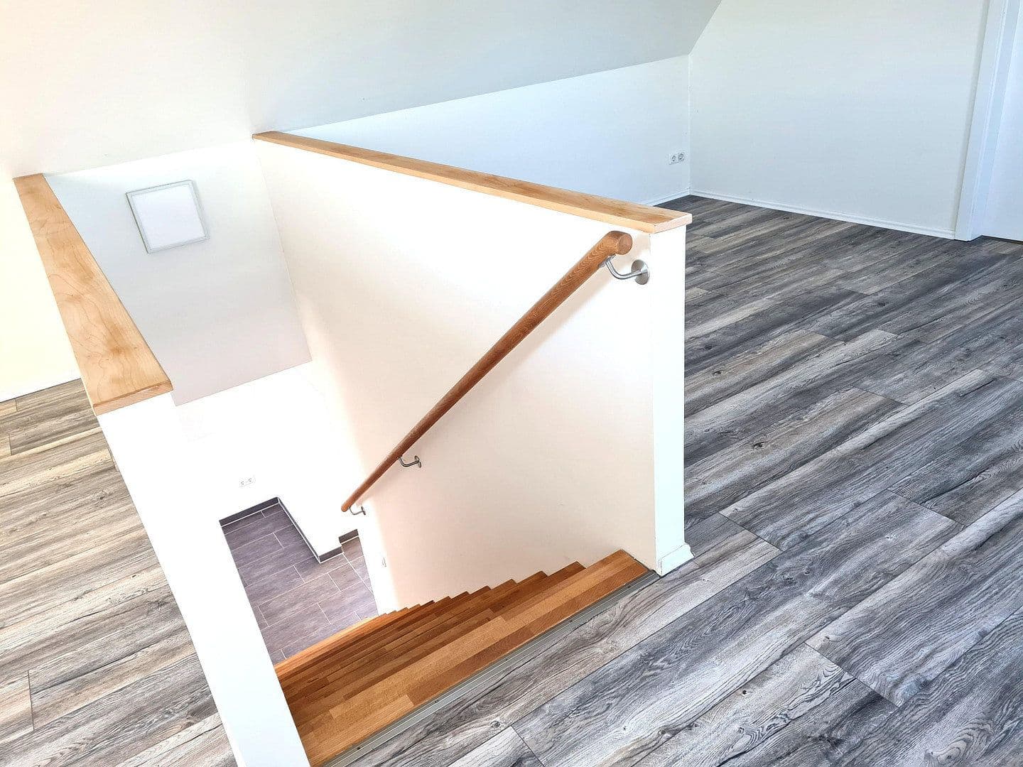 Prenájom bytu 3-izbový 110 m², Lohe-Rickelshof, Šlezvicko-Holštajnsko Prenájom bytu 3-izbový 110 m², Lohe-Rickelshof, Šlezvicko-Holštajnsko