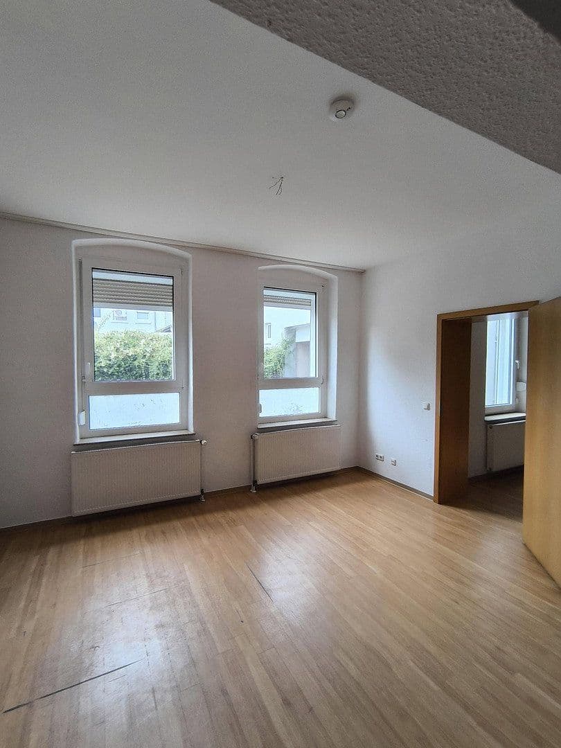 Prenájom bytu 3-izbový 105 m², Hanielstraße 31, Essen, Severné Porýnie - Westfálsko Prenájom bytu 3-izbový 105 m², Hanielstraße 31, Essen, Severné Porýnie - Westfálsko