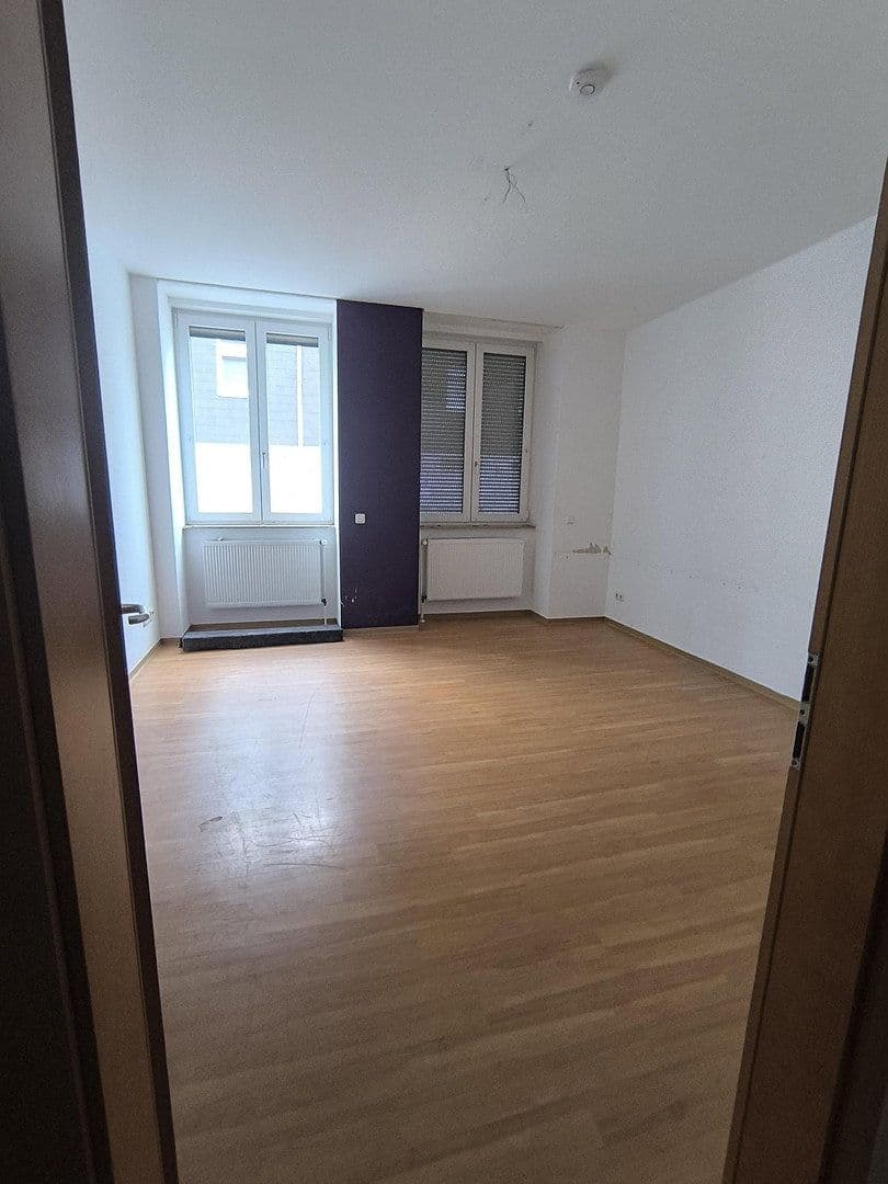 Prenájom bytu 3-izbový 105 m², Hanielstraße 31, Essen, Severné Porýnie - Westfálsko Prenájom bytu 3-izbový 105 m², Hanielstraße 31, Essen, Severné Porýnie - Westfálsko